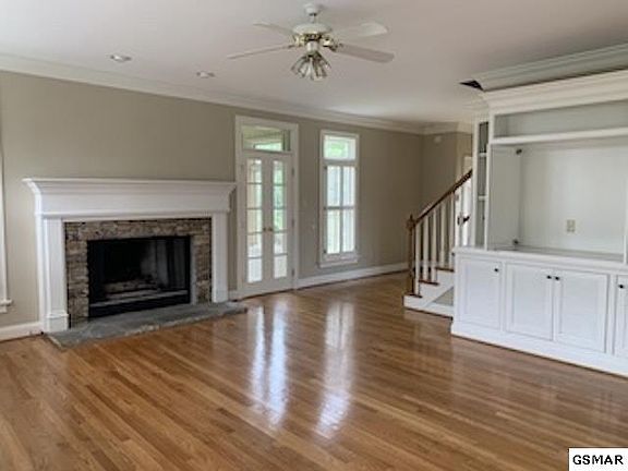 2nd image of 1316 Edinburgh Pl