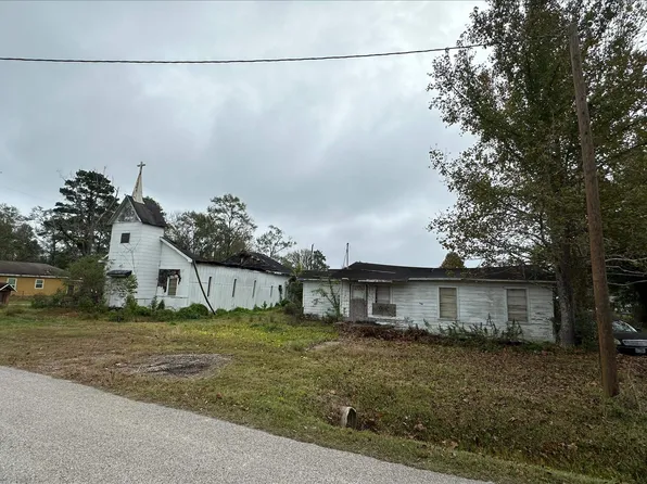 425 S 12th St, Silsbee, TX 77656