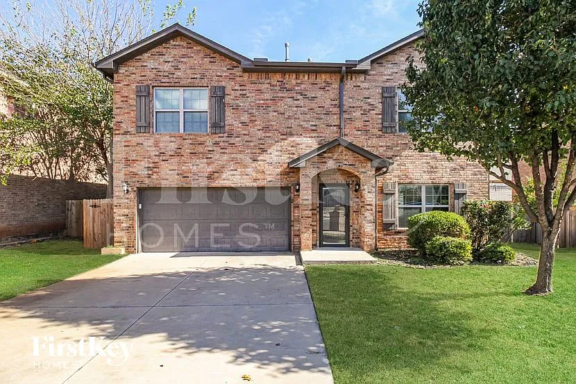 12016 Garden Ct