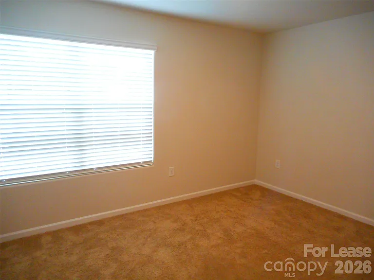 2329 Transatlantic Ave — Photo 18