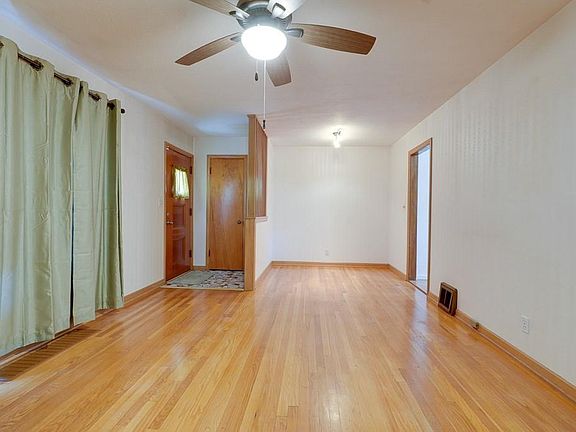 5th image of 3017 Mason Ave