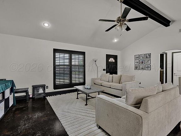 5th image of 8100 Knoxville Dr