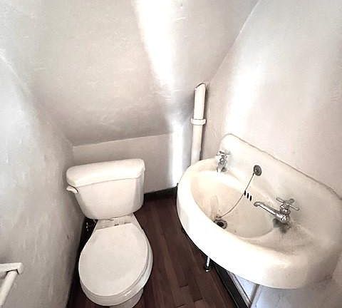 5th image of 760 Hancock St #1