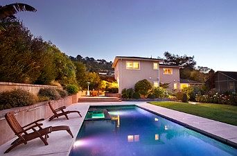 Exterior :: 1549 Molitor Road