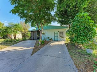 921 41st Street Ct W, Bradenton, FL 34205