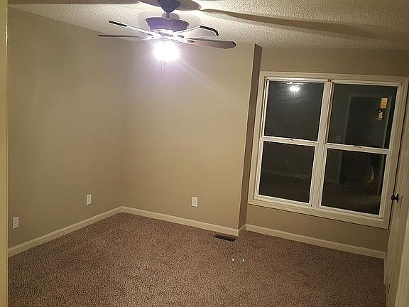5th image of 138 Tulip Dr