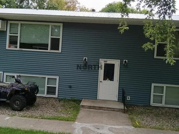 207 W Main St, Osakis, MN 56360