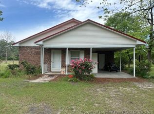 1689 Bull St, Garland, NC 28441