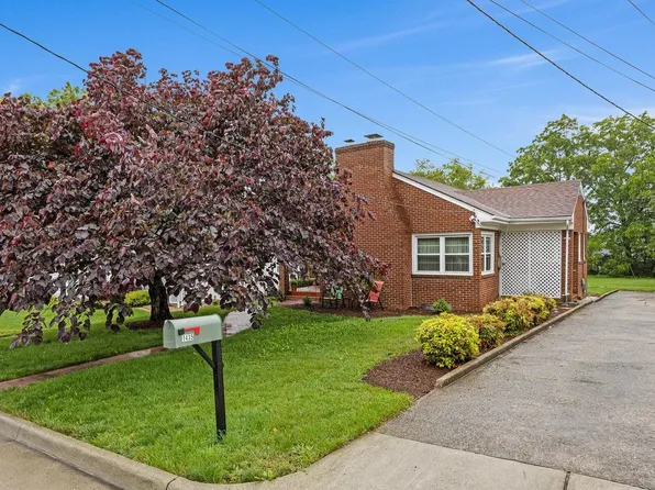 1435 Bluestone St, Harrisonburg, VA 22801