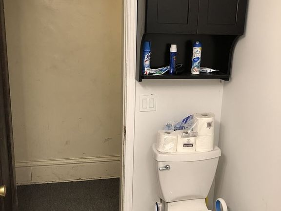 3rd image of 2213 Neil Ave