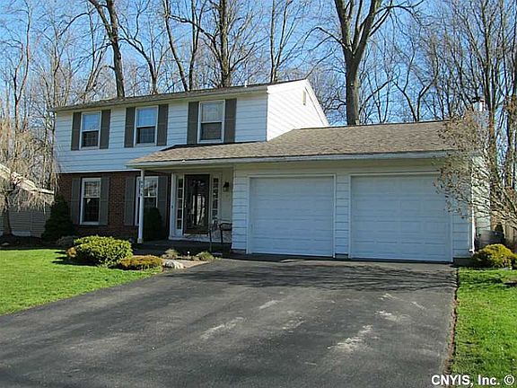 2nd image of 4814 Royal Meadow Dr