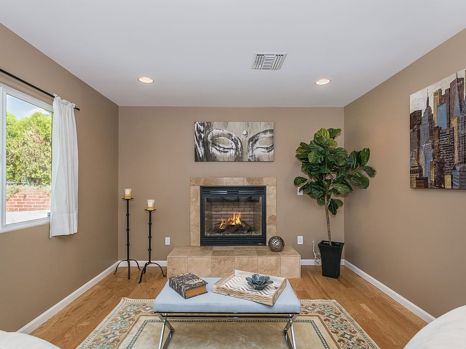 1st image of 820 Eastford Ave
