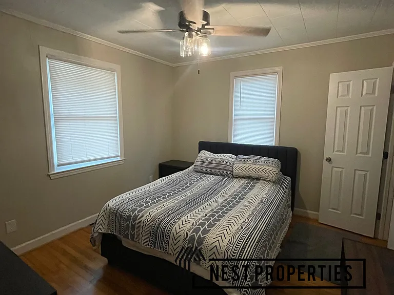305 Clark St — Photo 5