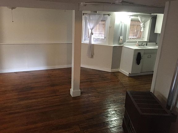 3rd image of 1849 N Damen Ave #B