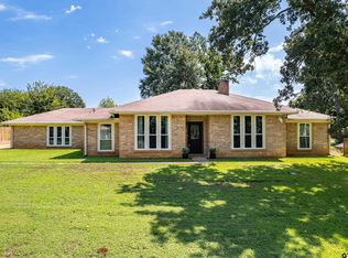 410 Shande Dr, Whitehouse, TX 75791