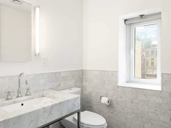 286 Spring Street image 8 of 18