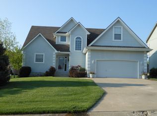 2419 SW 11th Ter, Lees Summit, MO 64081