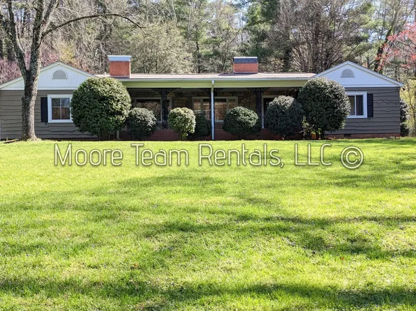 2612 Haywood Rd, Hendersonville, NC 28791