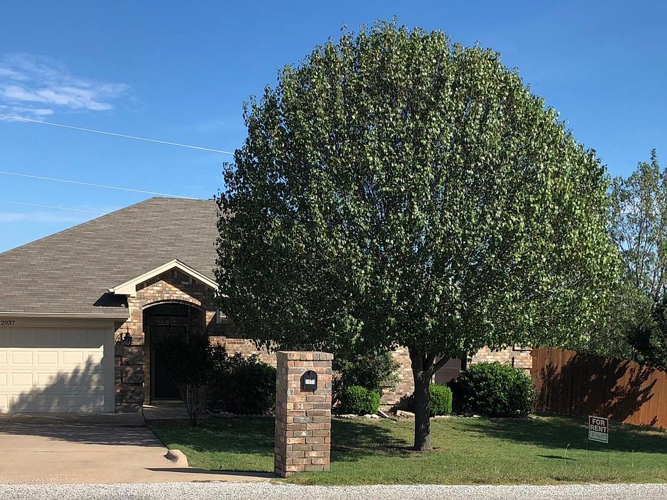 Front View- Beautiful 3 bedroom 2 bath home