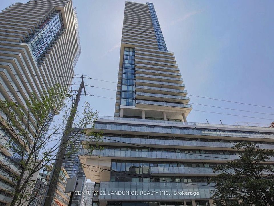 1st image of 161 Roehampton Ave #2802