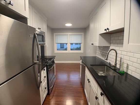 3rd image of 4245 Stanley Blvd APT 1