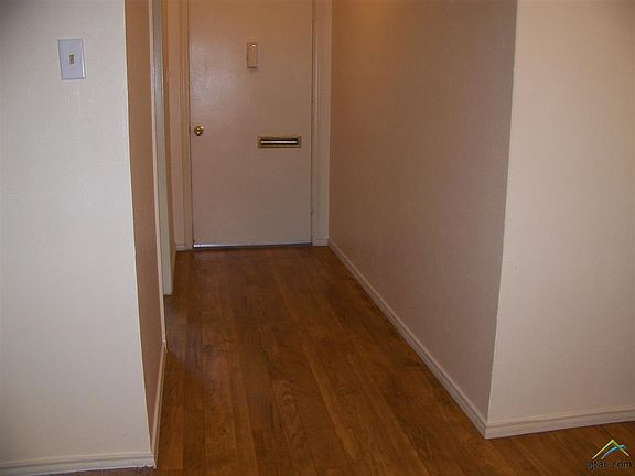 2nd image of 1512 Stephens Ave