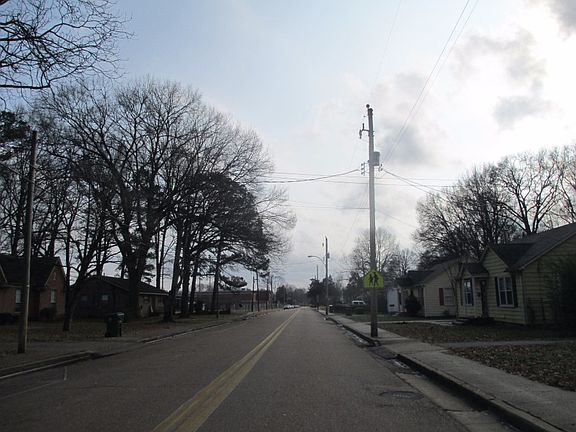 5th image of 8187 West St