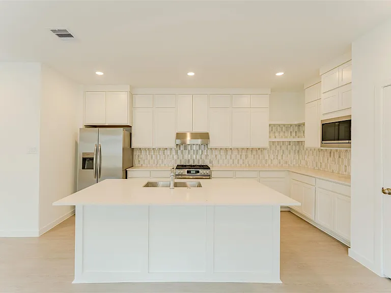 6671 Iron Clover Dr — Photo 13