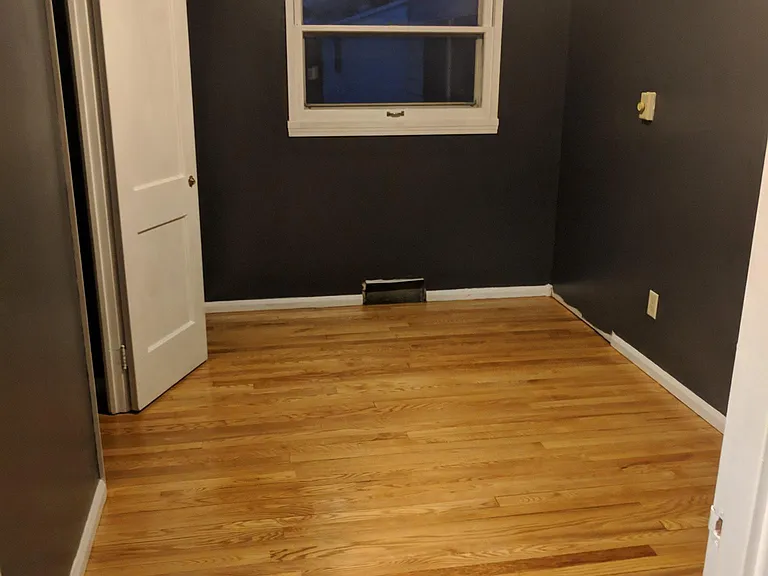 1518 Starr Ave — Photo 12