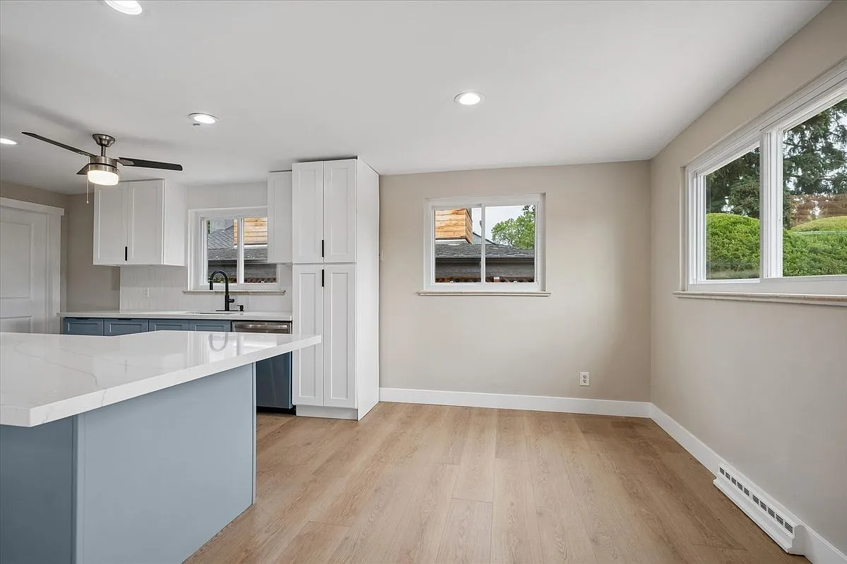 3 bed, 1.0 bath, 1036 sqft, $2,550 — Photo 1