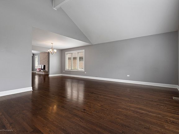5th image of 9441 Witham Ln