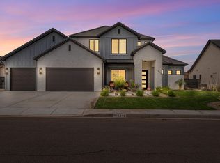 4346 S Secretariat Dr, Washington, UT 84780