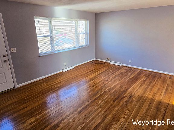 3rd image of 4281 Skylark Dr
