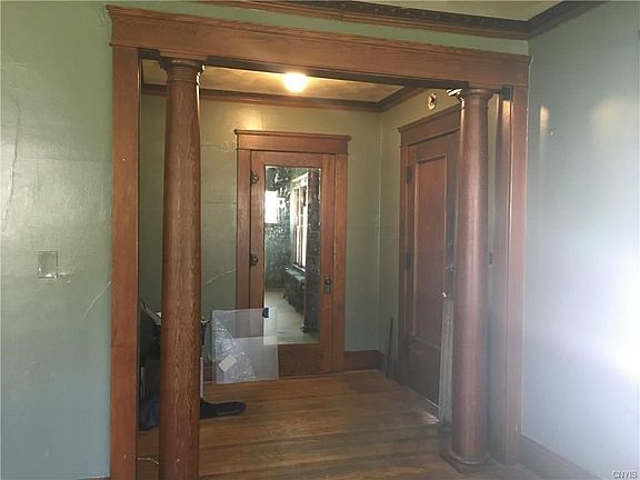 3rd image of 2715 Midland Ave #17