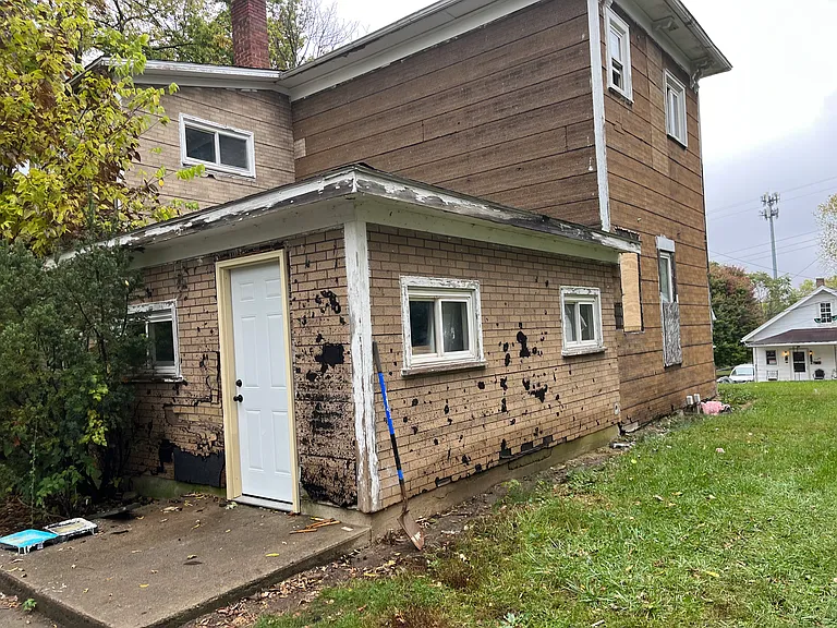 319 S Wilkinson Ave — Photo 2