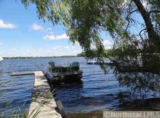 6207 Eagle Lake Dr, Osseo, MN 55369