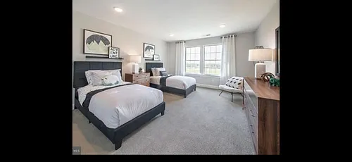 409 Sanctuary Ct Photo 1