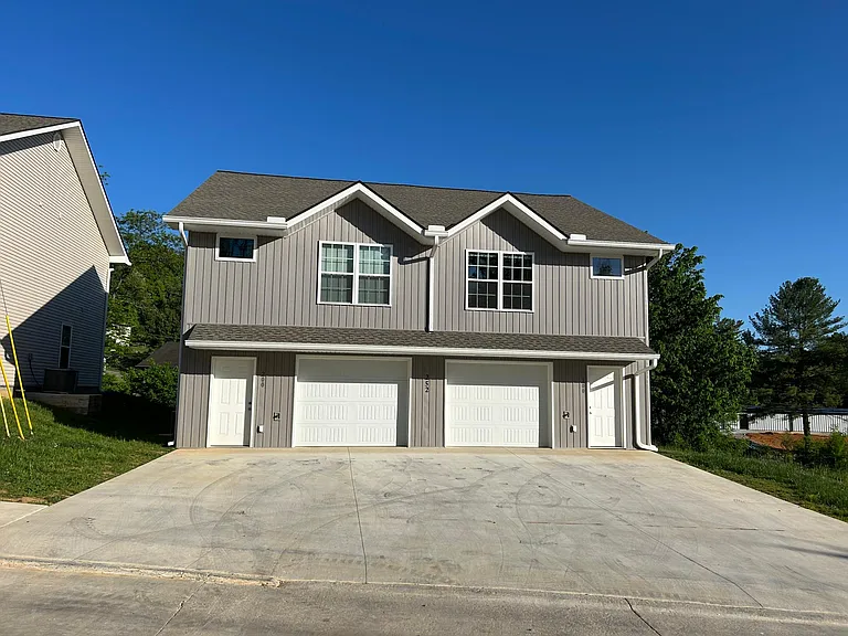 252 Keswick Dr — Photo 16