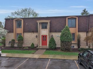 225 Charter Oaks Dr APT 3, Amherst, NY 14228