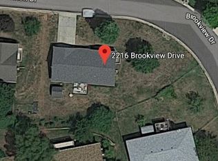 2216 Brookview Dr, Washington, MO 63090