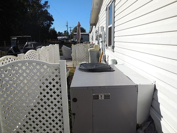 3rd image of 10620 SW 27th Ave Lot 108A