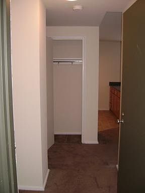 2nd image of 518 E Town St APT 319