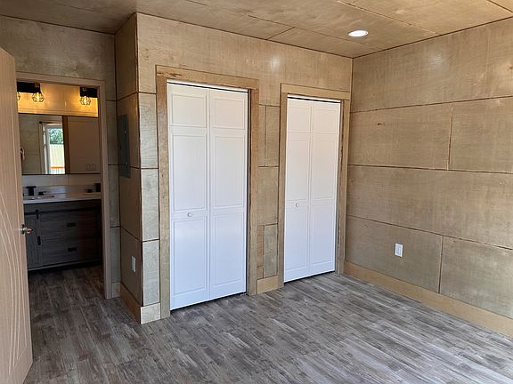 3rd image of 1161 Virginia Lynn Way
