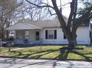 820 77th St, Newport News, VA 23605