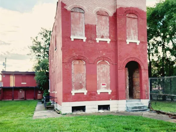 3619 Missouri Ave, Saint Louis, MO 63118
