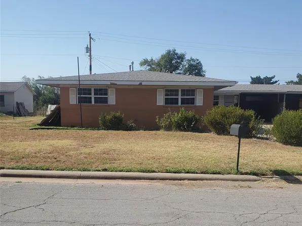 321 Pawnee Rd #B, Foss, OK 73647