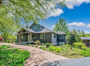 150 Morcom Dr, Madison Heights, VA 24572