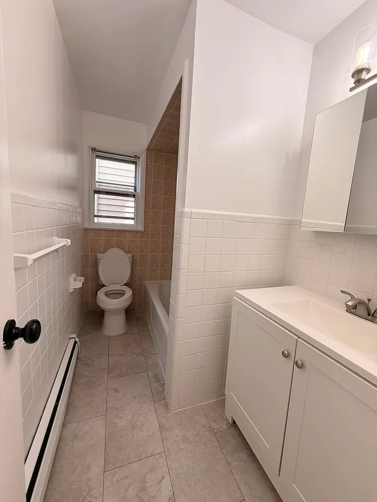 2 bed, $2,800 — Photo 3