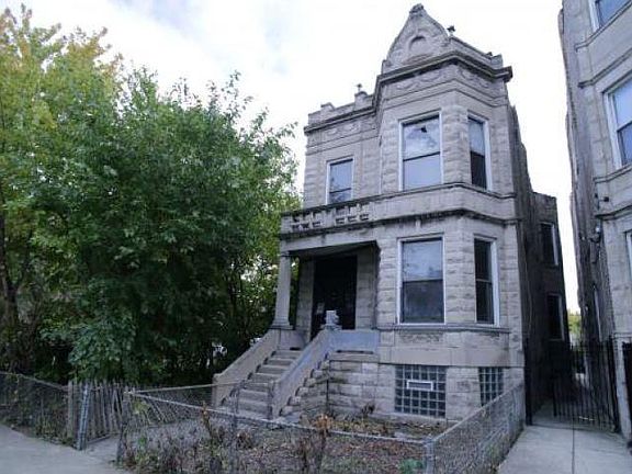 2nd image of 1523 S Sawyer Ave