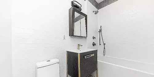 Rented by MADEHOME